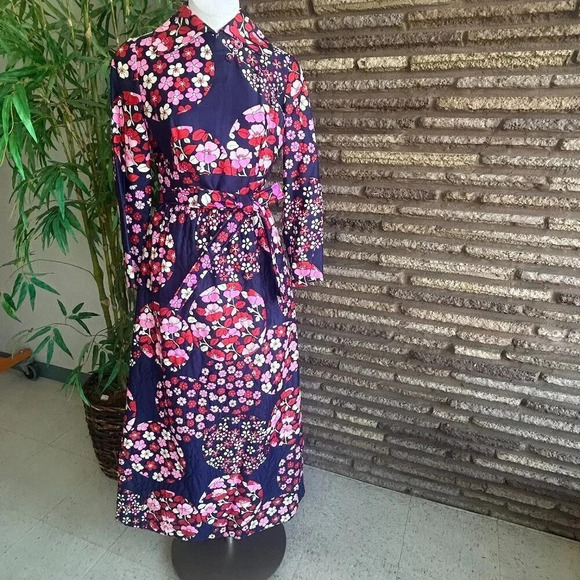 Vintage Cheongsam Quilted Skirt Made in British Colony Hong Kong Maxi Dress - Picture 1 of 11